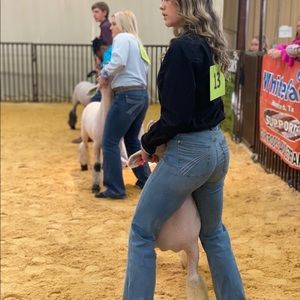 Meet your Posher, Annmarie